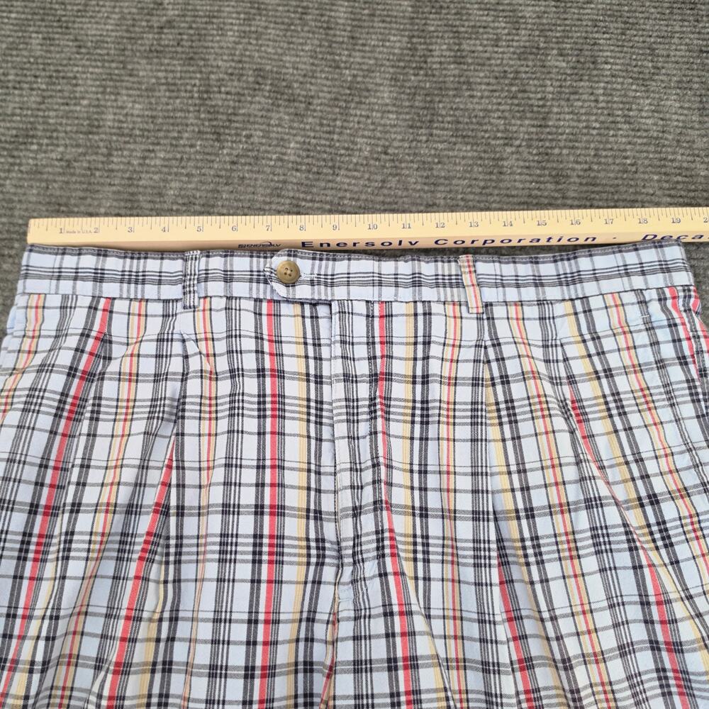 Cutter & Buck Men's Size 40 100% Cotton Blue Plaid Pleated Front Shorts - Picture 8 of 9